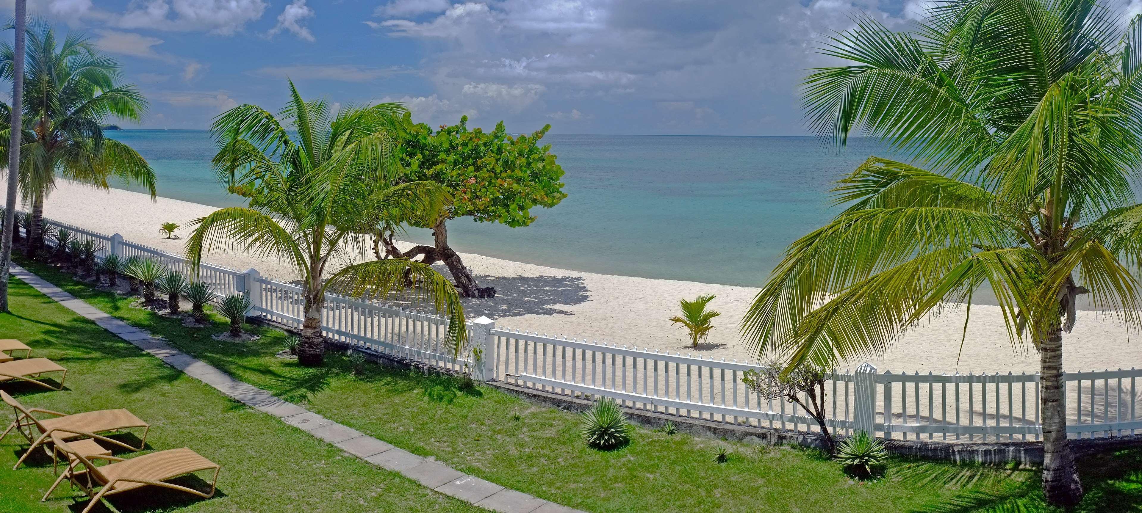 Radisson Grenada Beach Resort Grand Anse Exteriör bild