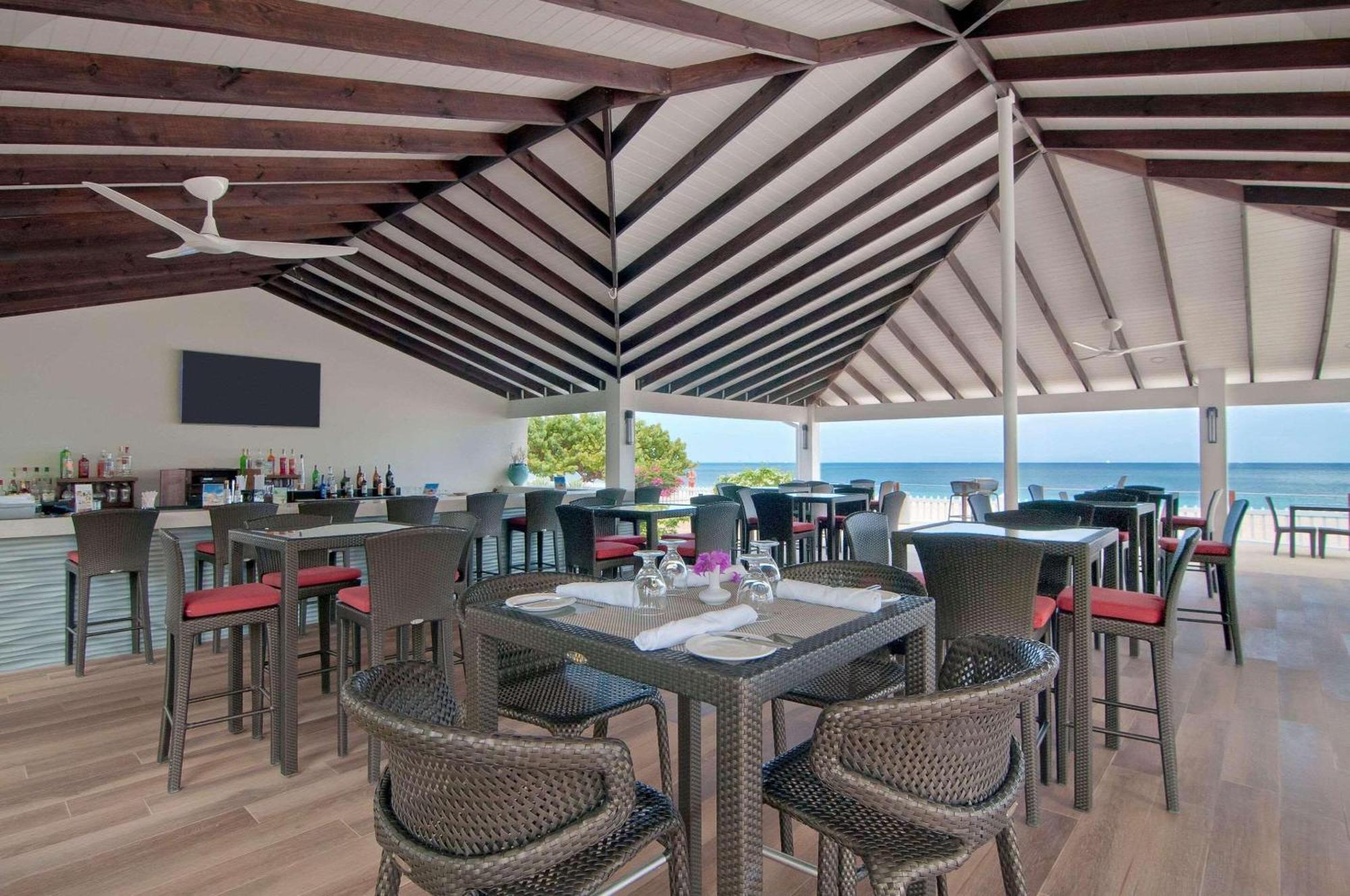 Radisson Grenada Beach Resort Grand Anse Exteriör bild